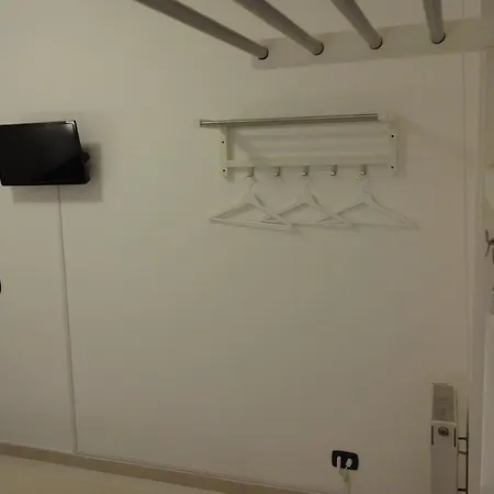 Interno 9